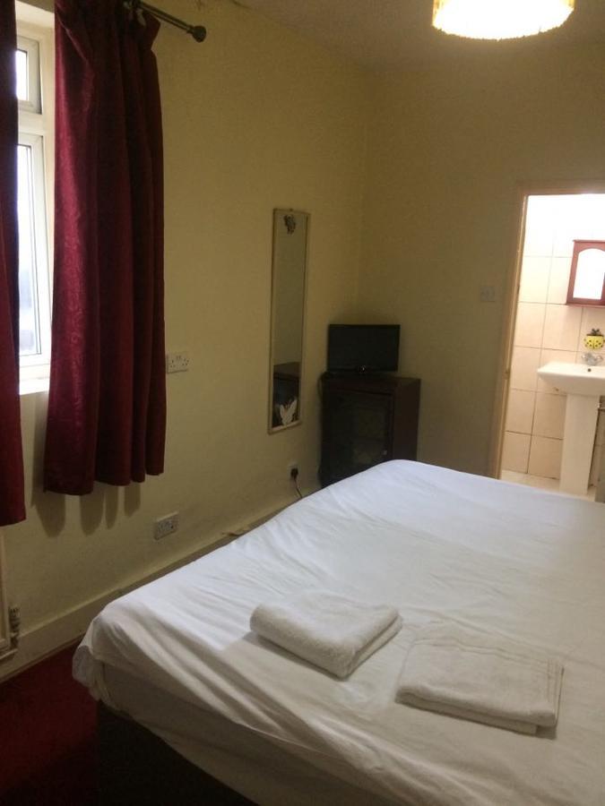 Harrow Bed & Breakfast Dış mekan fotoğraf