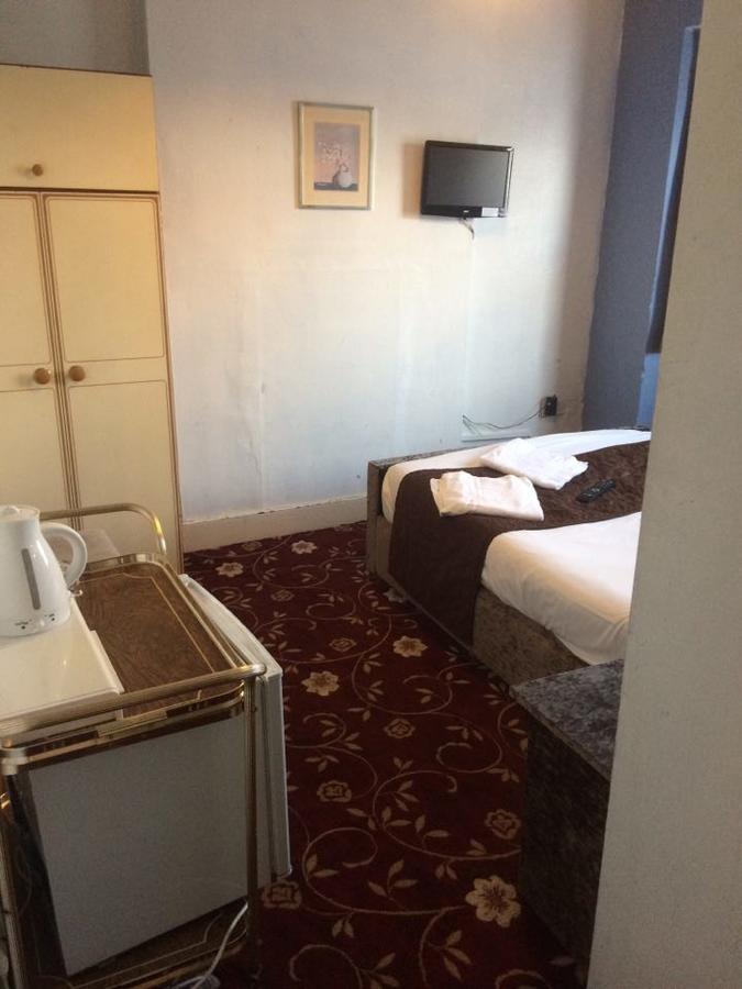 Harrow Bed & Breakfast Dış mekan fotoğraf